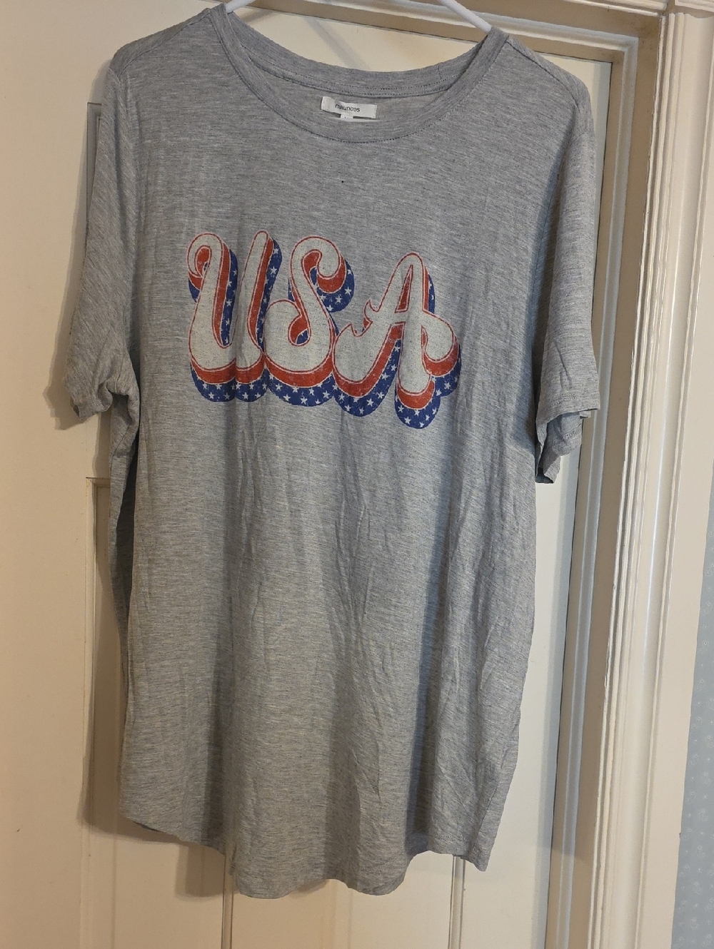 Maurices Gray T-Shirt with Red, White & Blue USA Graphic